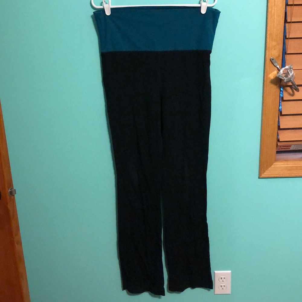 Black pants with contrasting waist